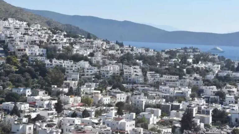 bodrum-2025te-irandan-15-bin-turist-hedefliyor-FLAwwrYY.jpg