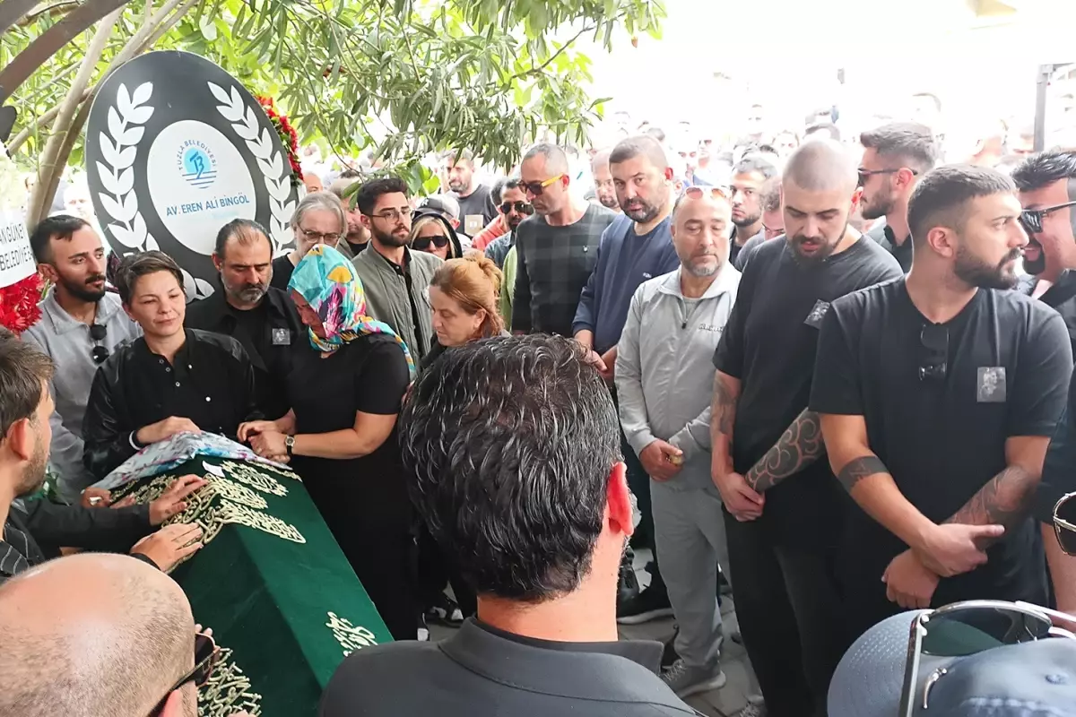 gullu son yolculuguna ugurlaniyor SyzYNgj2