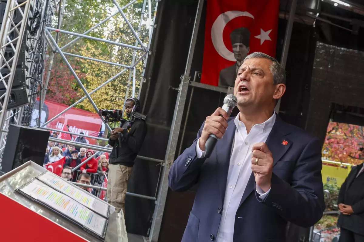 ozgur ozel brukselde millet iradesine sahip cikiyor mitinginde konustu ybYY9ST3.jpg