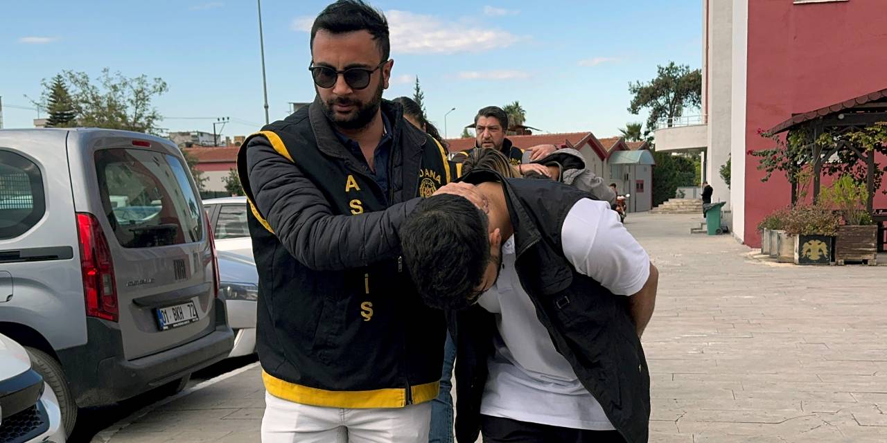 Sevgilisinin eski erkek arkadaşını öldürdü: Balkondan atlayıp kaçmak isterken yakalandı